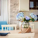 Seaside Summer Bliss - Aurora Luxury Pool Paradise *