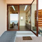 Seaside Summer Bliss - Aurora Luxury Pool Paradise *