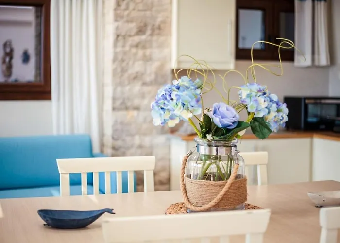 Seaside Summer Bliss - Aurora Luxury Pool Paradise *