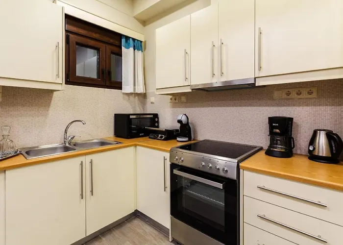 Seaside Summer Bliss - Aurora Luxury Pool Paradise Βίλα