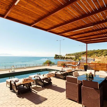 Seaside Summer Bliss - Aurora Luxury Pool Paradise * Petalídhion