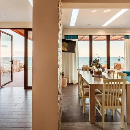 Seaside Summer Bliss - Aurora Luxury Pool Paradise Villa Petalídhion