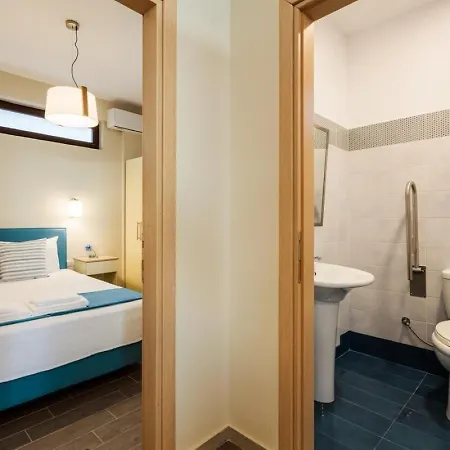 Seaside Summer Bliss - Aurora Luxury Pool Paradise וילה *