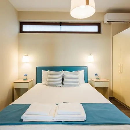 Seaside Summer Bliss - Aurora Luxury Pool Paradise Villa Petalídhion