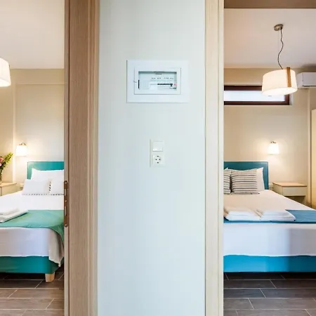 Seaside Summer Bliss - Aurora Luxury Pool Paradise Petalidi