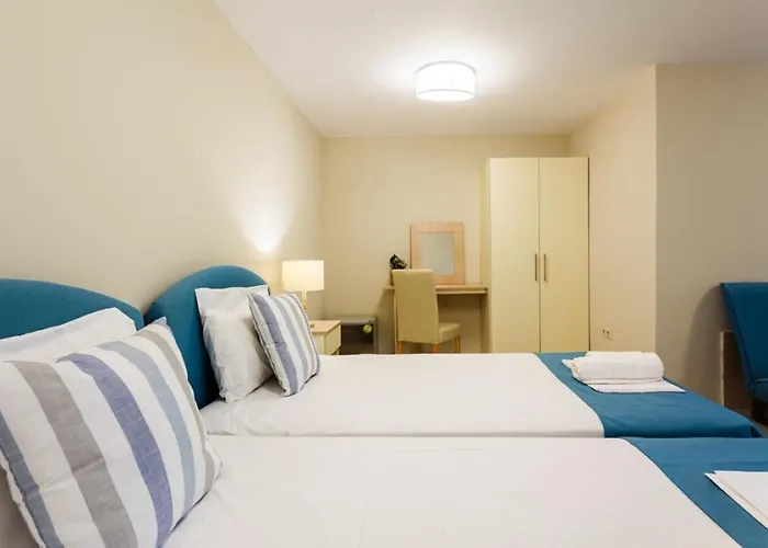 Seaside Summer Bliss - Aurora Luxury Pool Paradise Petalídhion