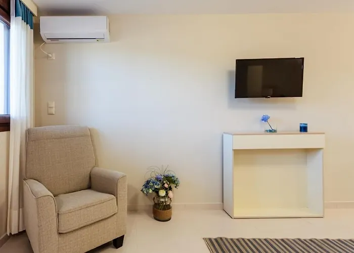 Seaside Summer Bliss - Aurora Luxury Pool Paradise * Petalídhion